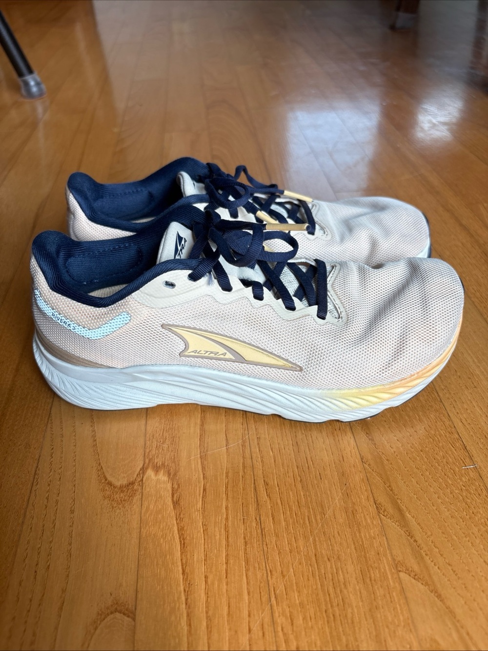 Altra Rivera 3 Running Shoes Sneakers Sand Yellow Navy Blue Road Womens Size 6
